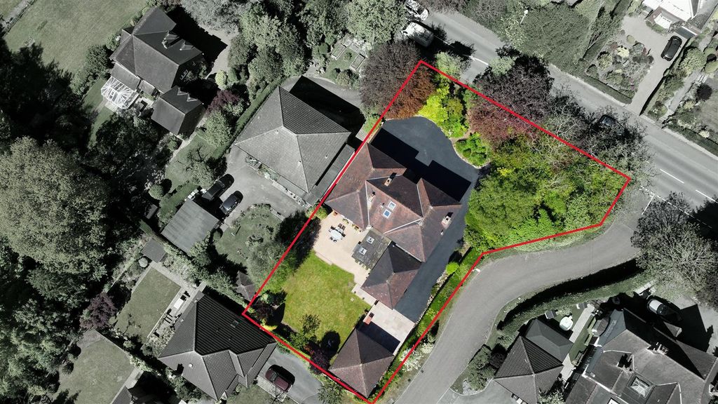 Additional image 3 of 5 bed detached house for salePark Lane, Congleton CW12