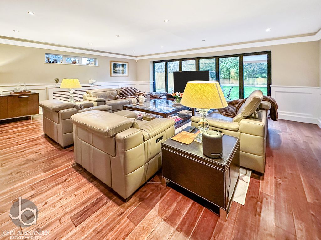 Additional image 13 of 4 bed detached house for saleStraight Road, Colchester CO3