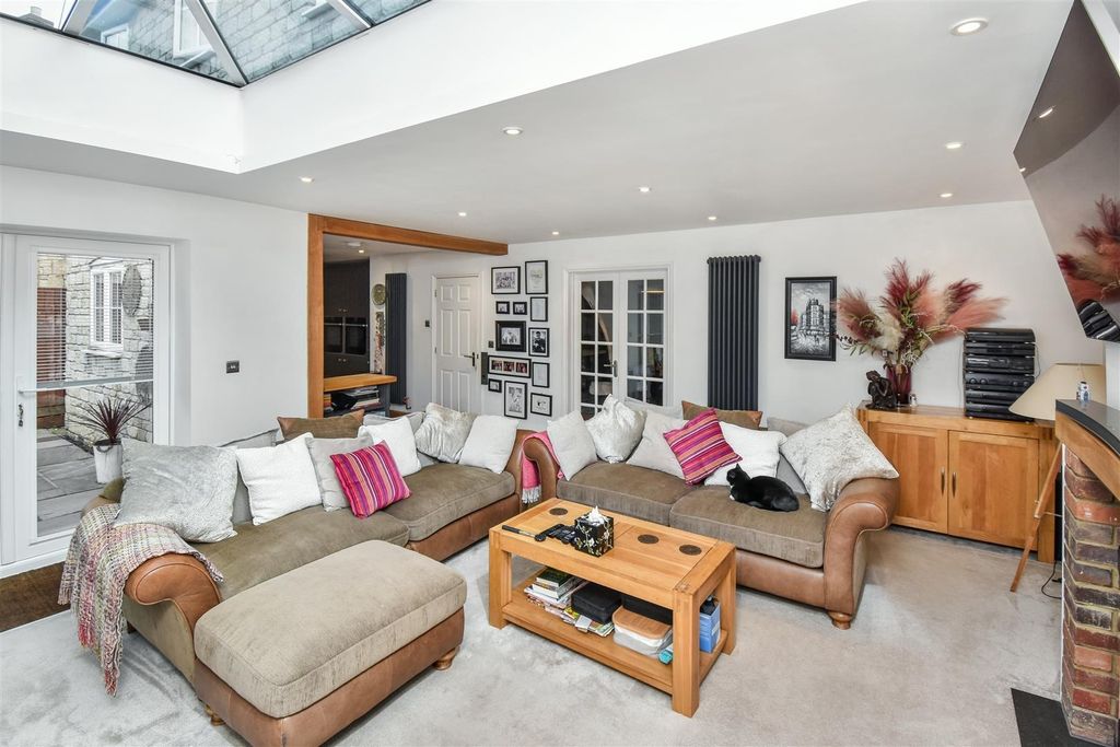Additional image 9 of 6 bed detached house for saleNN17, Bramblewood Road, Weldon