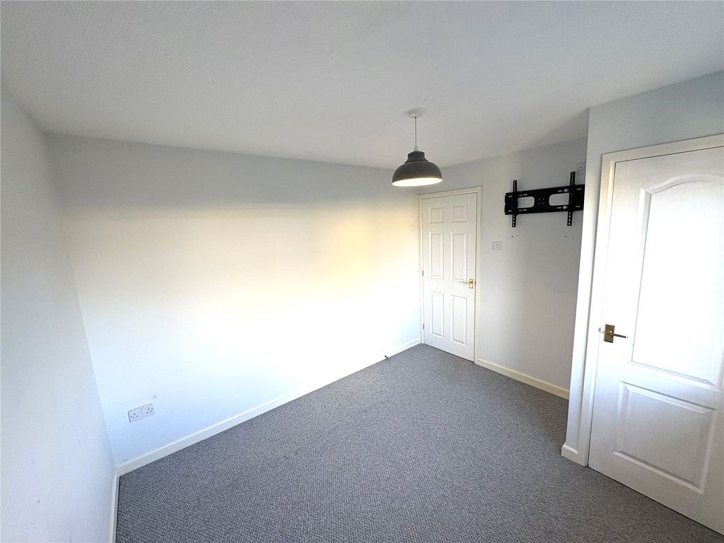 Additional image 7 of 2 bed flat for saleOakfield Drive, Kilgetty, Pembrokeshire SA68