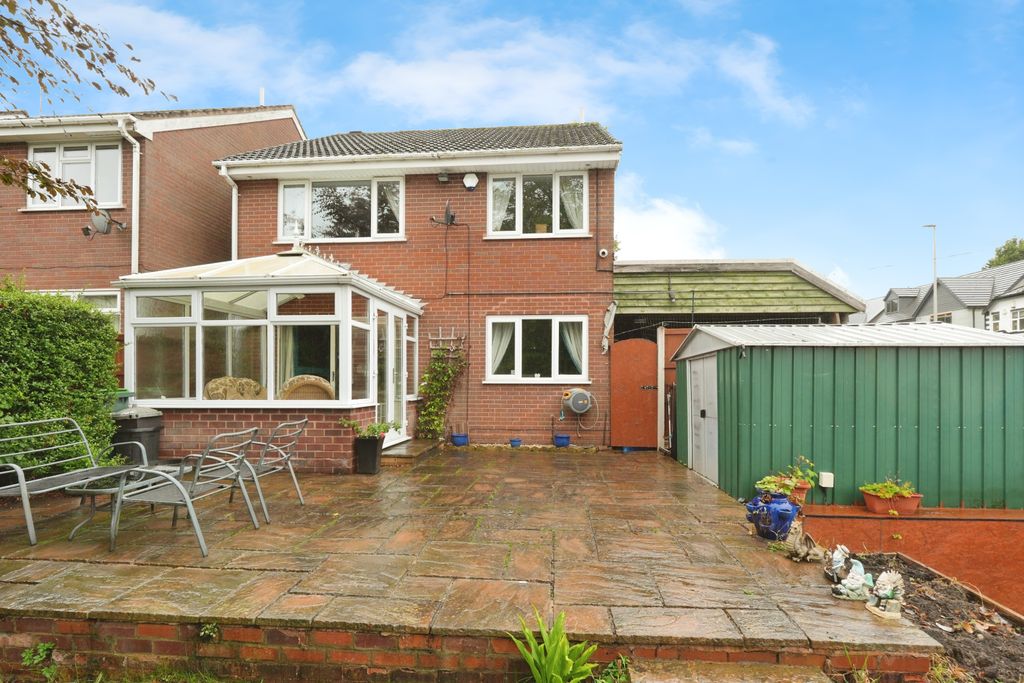 Additional image 4 of 4 bed detached house for saleLee Road, Cradley Heath B64