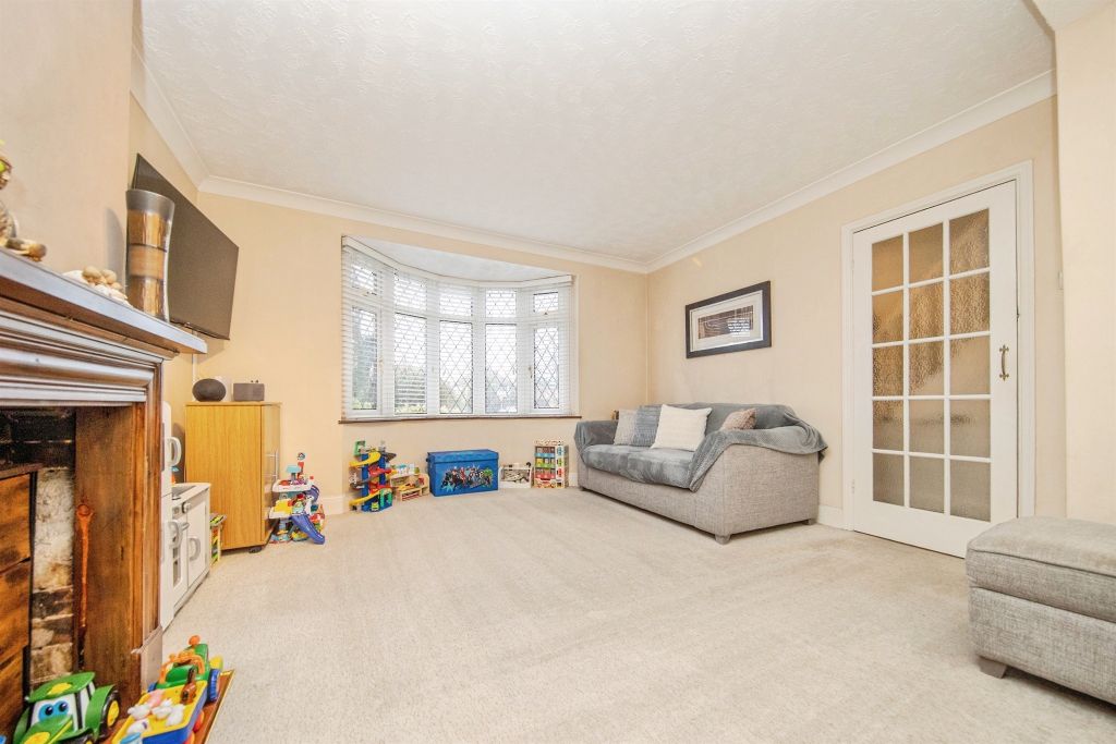 Additional image 4 of 3 bed semi-detached house for saleSt. Andrews Avenue, Colchester CO4