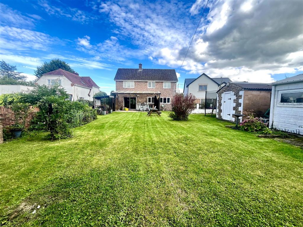 4 bed detached house for saleCoverham Road, Berry Hill, Coleford GL16