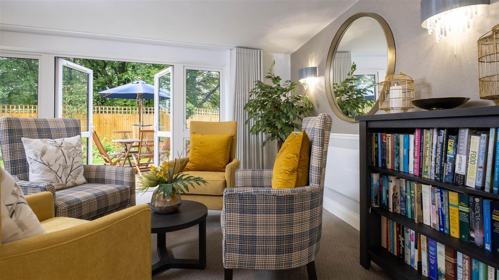 Additional image 17 of 2 bed flat for saleVictoria Road, Cranleigh GU6