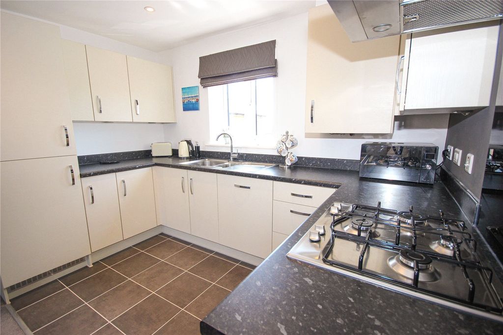 2 bed flat for saleShearwater Way, Seaton, Devon EX12 photo 5