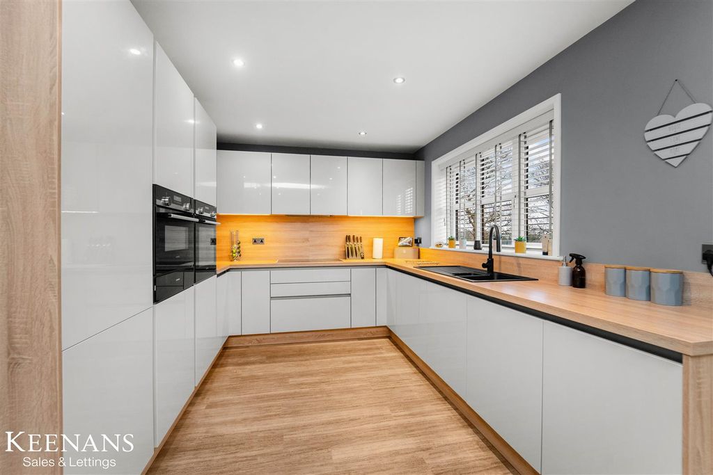 Additional image 13 of 4 bed detached house for saleTowler Drive, Colne BB8