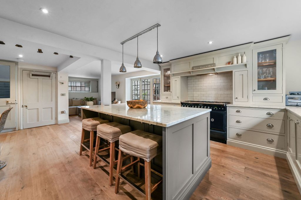 Additional image 8 of 5 bed detached house for saleLexden Road, Colchester CO3