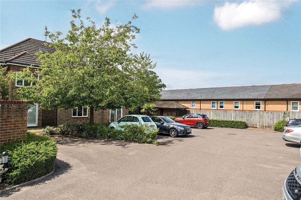 Additional image 10 of 1 bed flat for saleWoodgate Close, Tartar Road, Cobham, Surrey KT11
