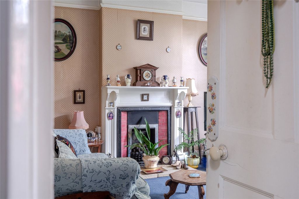 Additional image 10 of 3 bed detached house for saleSearle Street, Crediton, Devon EX17