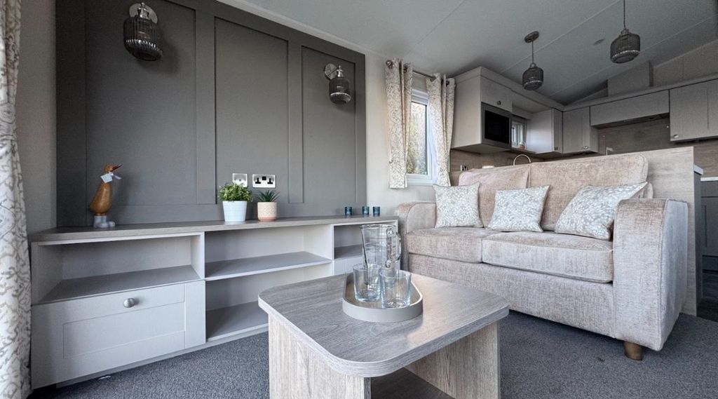 2 bed mobile/park home for saleCockburnspath TD13 photo 3
