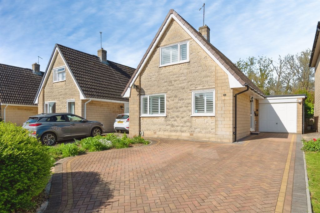 3 bed detached house for saleMayo Close, Corsham SN13