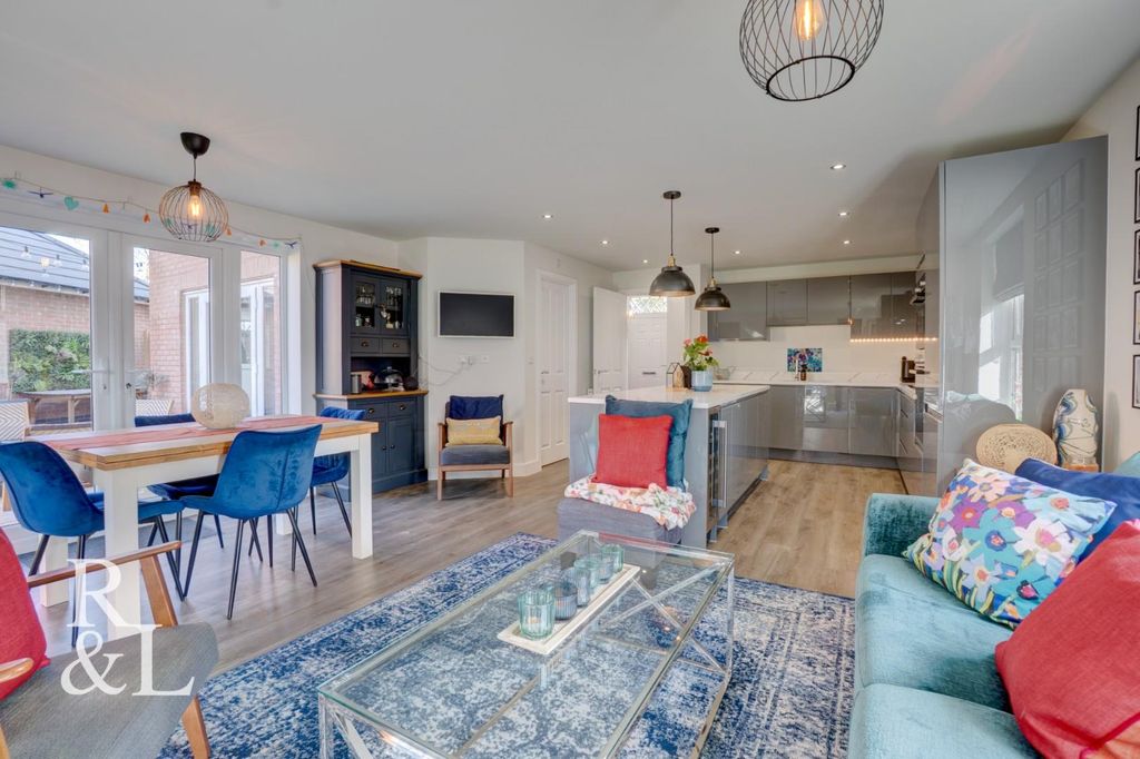Additional image 17 of 4 bed detached house for saleSummers Road, Hugglescote, Coalville LE67
