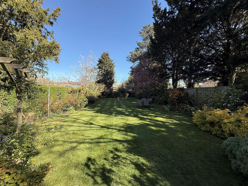 Additional image 38 of 5 bed detached house for saleSouth Street, Cottingham HU16