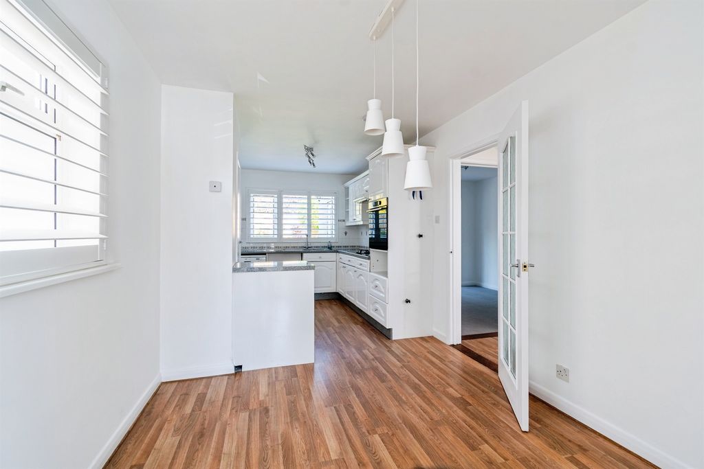 Additional image 6 of 3 bed detached house for saleMayo Close, Corsham SN13