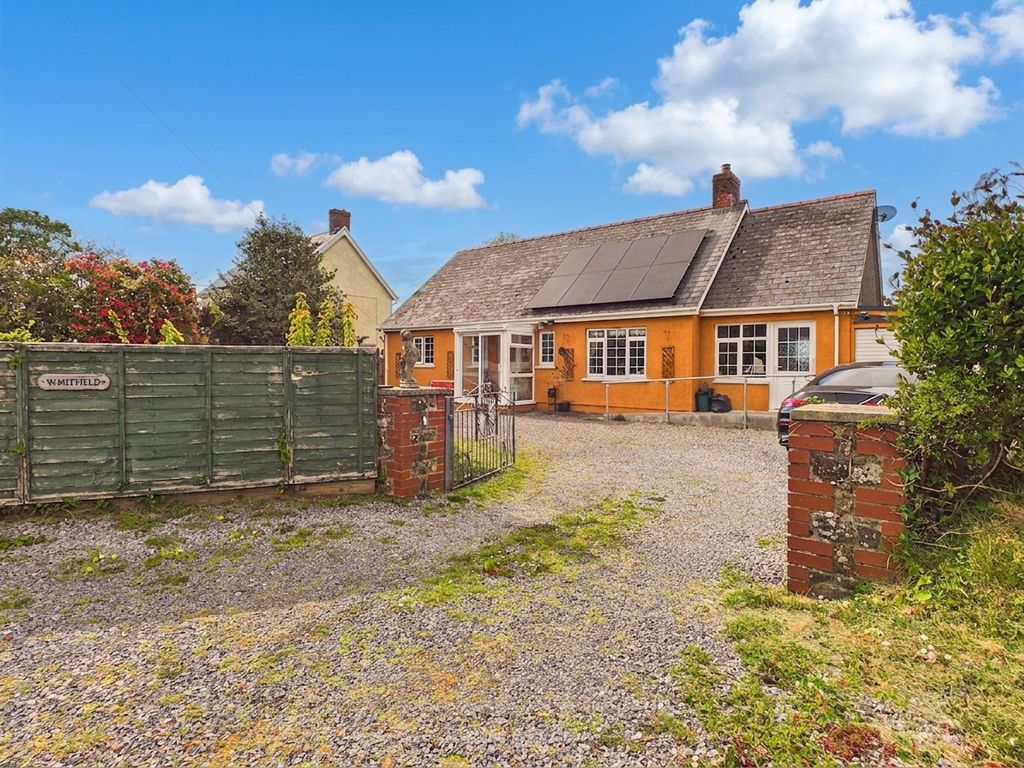 2 bed detached bungalow for saleClarbeston Road SA63