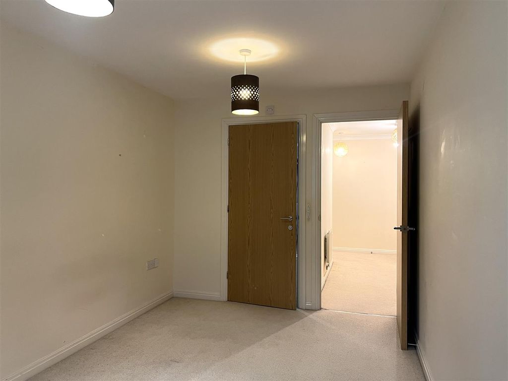 Additional image 9 of 2 bed flat for saleMill Green, Congleton CW12