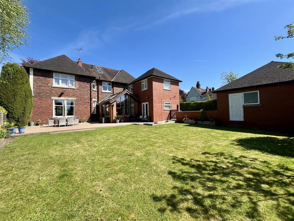 Additional image 11 of 5 bed detached house for salePark Lane, Congleton CW12