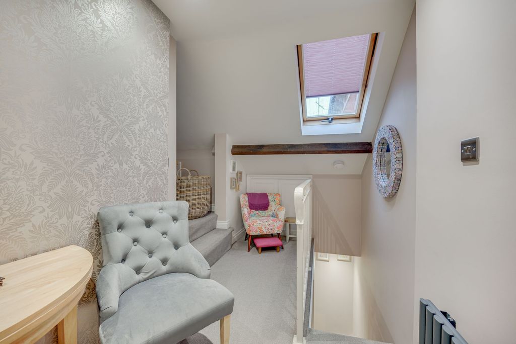 Additional image 14 of 2 bed flat for saleNewcastle Road, Congleton CW12