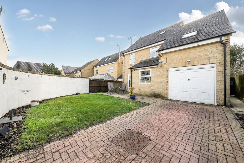 Additional image 20 of 5 bed detached house for saleStone Close, Corsham SN13