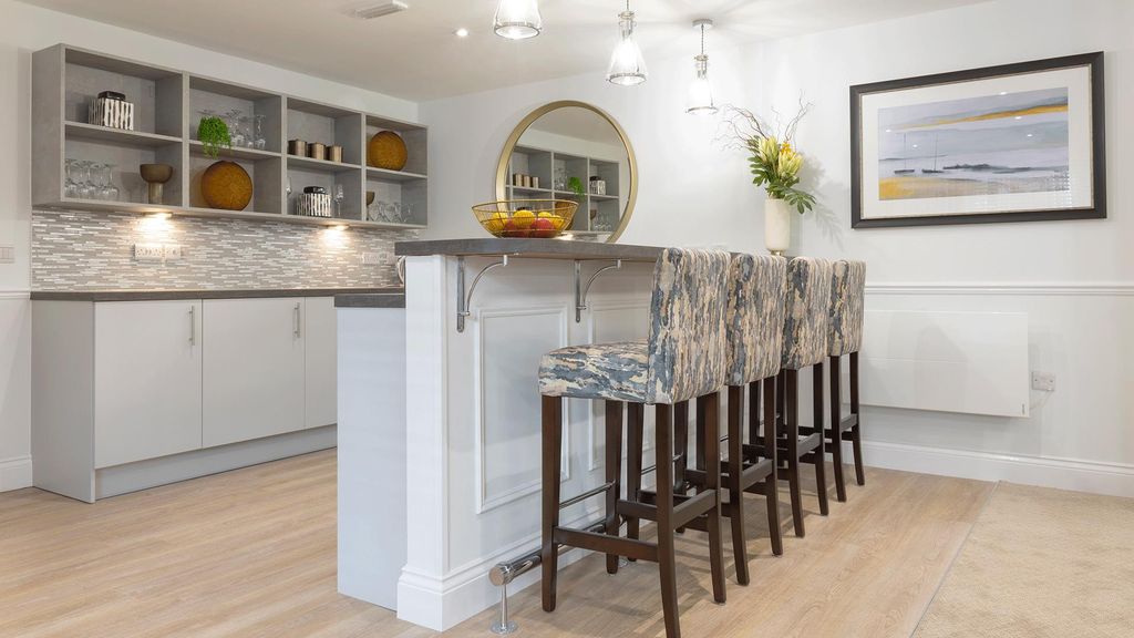 Additional image 6 of 1 bed flat for saleVictoria Road, Cranleigh GU6