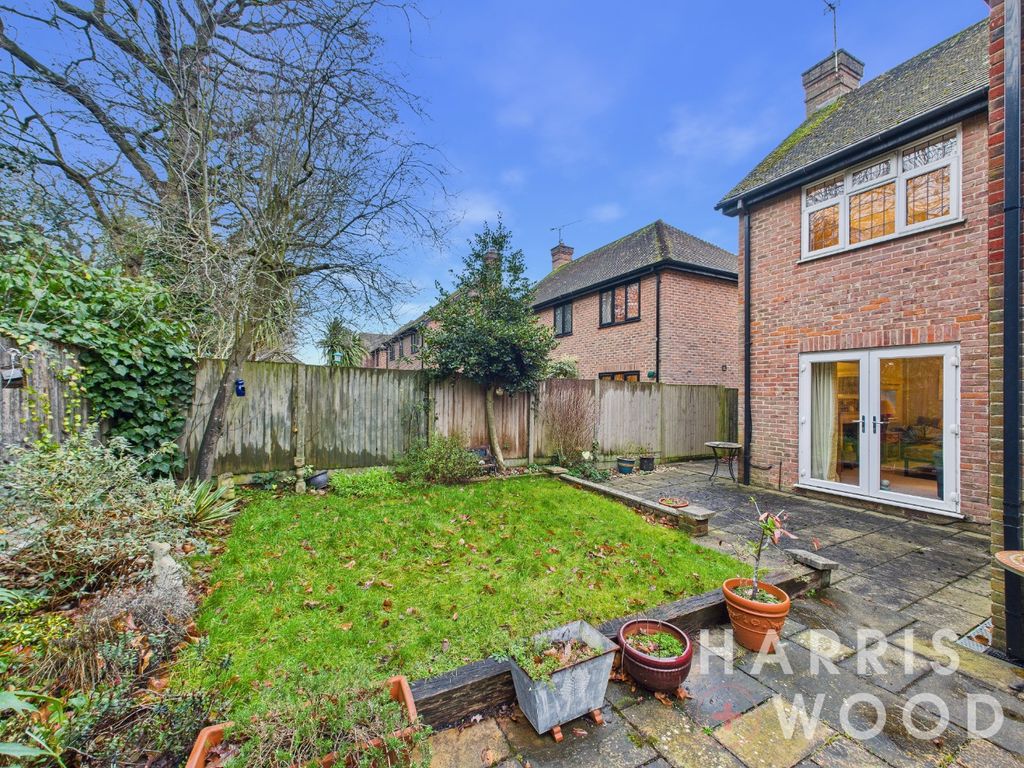 4 bed detached house for saleCarshalton End, Colchester, Essex CO3 photo 4