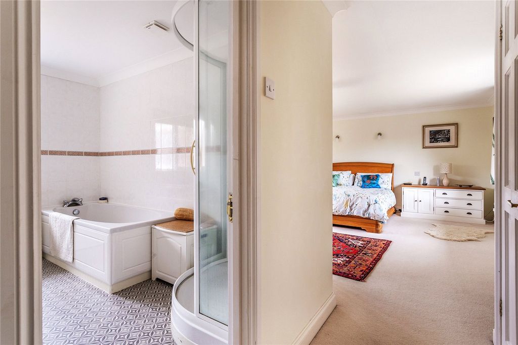 Additional image 24 of 4 bed detached house for saleWoodland Avenue, Cranleigh, Surrey GU6