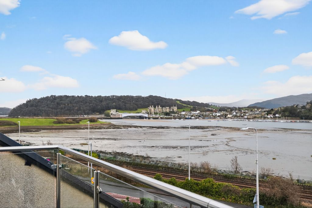 Additional image 4 of 4 bed detached house for salePentywyn Road, Conwy LL31