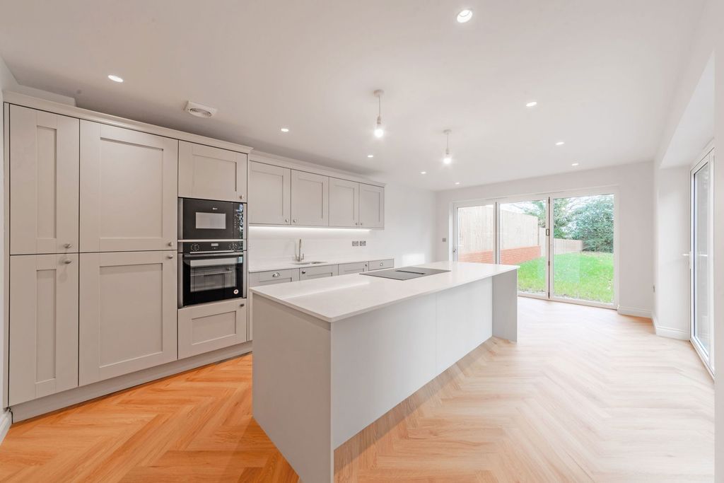 Additional image 4 of 3 bed detached house for saleChestnut House, Waterloo Road, Cranbrook TN17