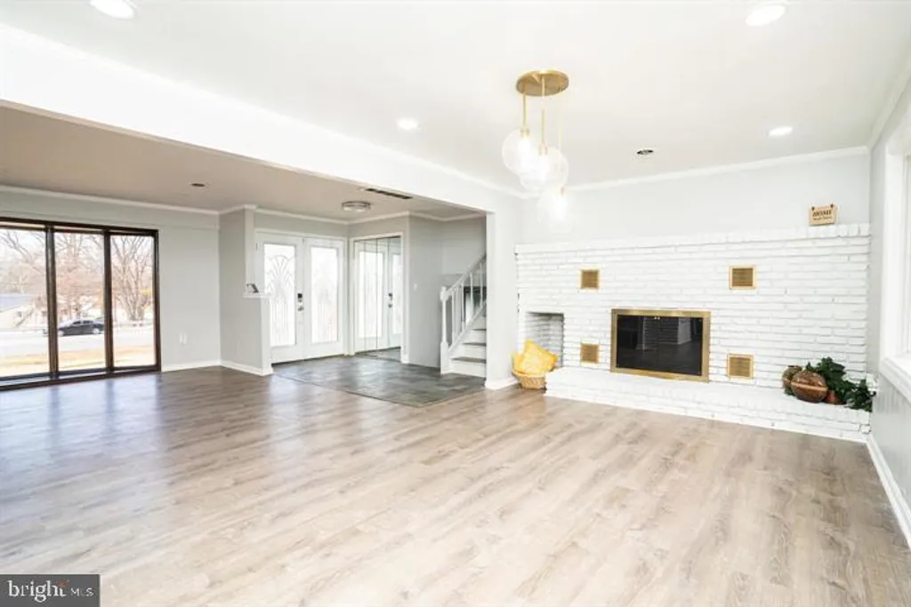 907 Reece Road, Severn, MD 21144 photo 2