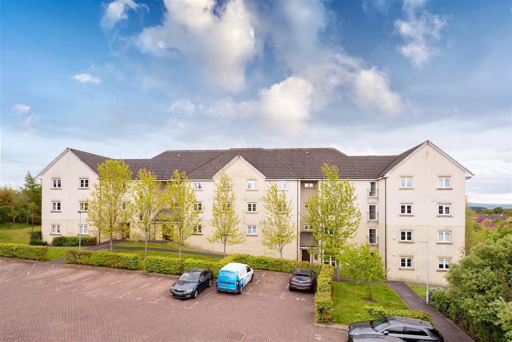2 bed flat for salePlover Crescent, Dunfermline KY11