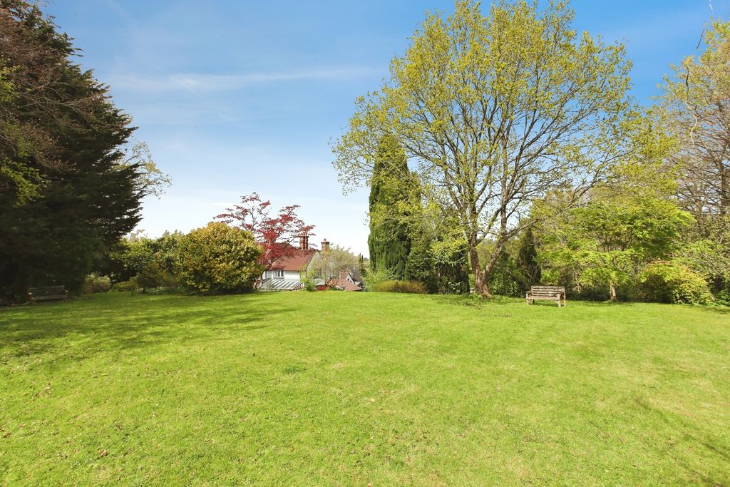 Additional image 2 of 4 bed detached house for saleHawkhurst Road, Cranbrook, Kent TN17