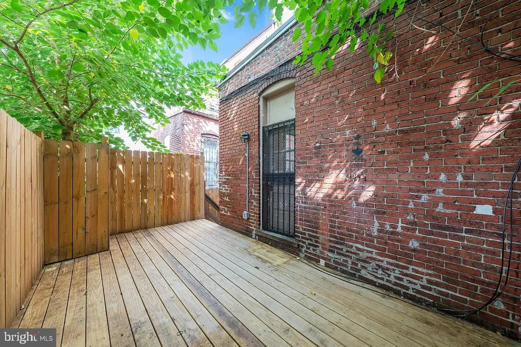 1306 Euclid Street NW Unit 2, Washington, DC 20009
