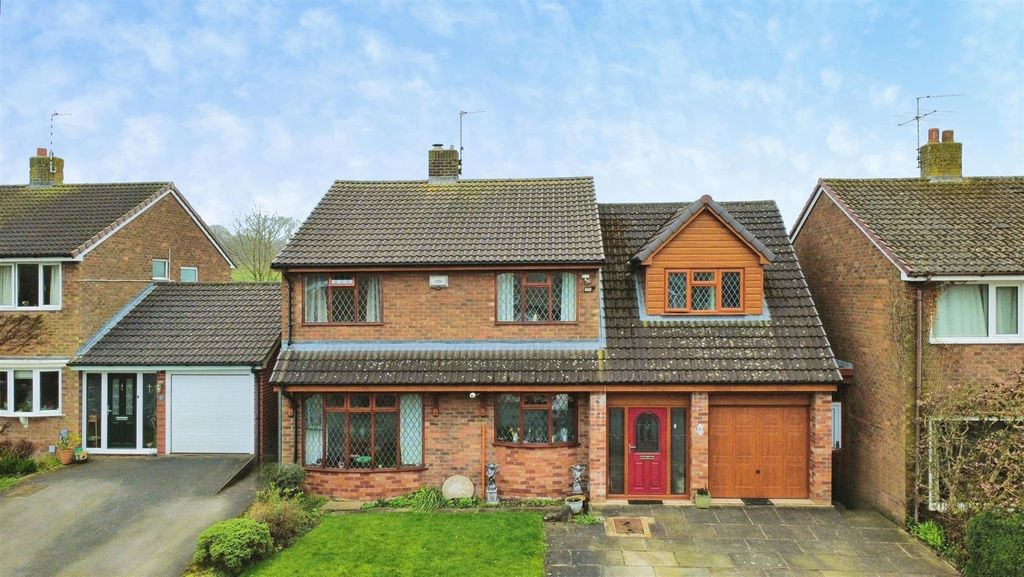 4 bed detached house for saleEdgeview Road, Congleton CW12
