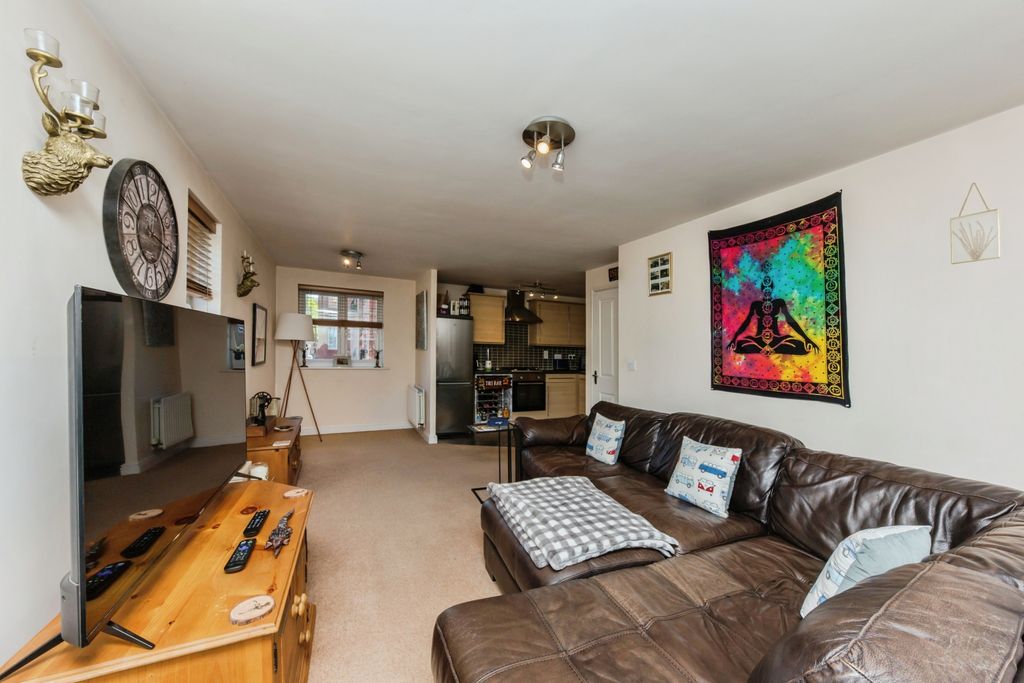 Additional image 3 of 2 bed flat for saleTrevithick House, Crewe CW1