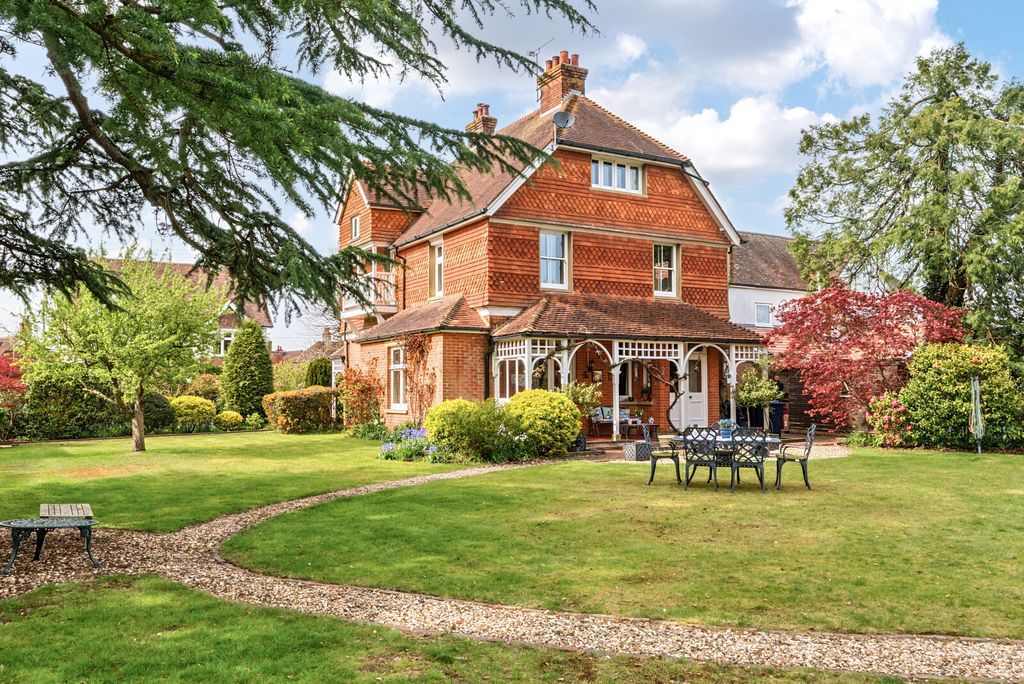 5 bed detached house for saleBridge Road, Cranleigh GU6