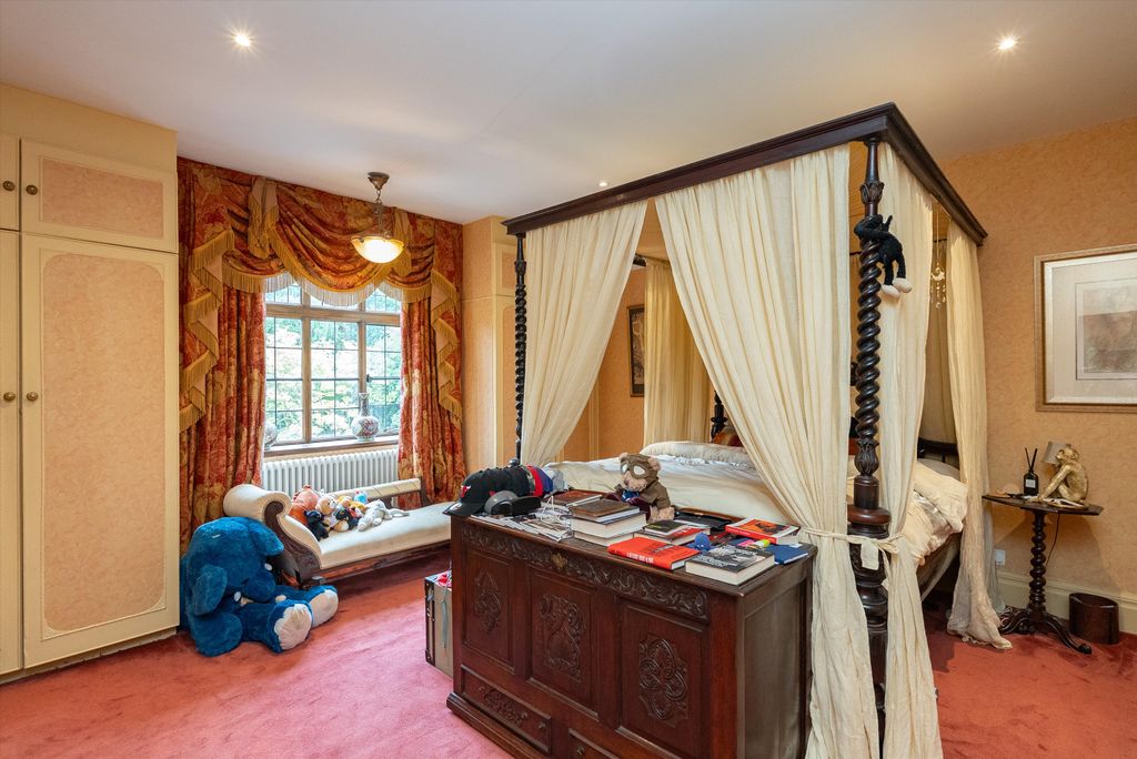Additional image 20 of 8 bed semi-detached house for salePortsmouth Road, Cobham, Surrey KT11