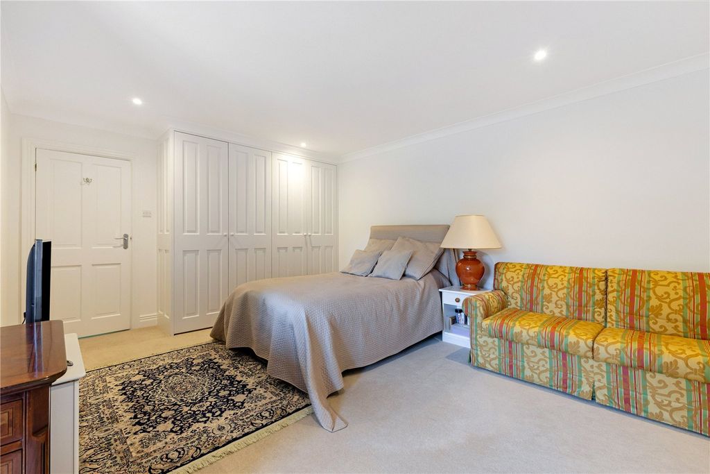 Additional image 13 of 5 bed detached house for saleQueensgate, Fairmile Lane, Cobham, Surrey KT11
