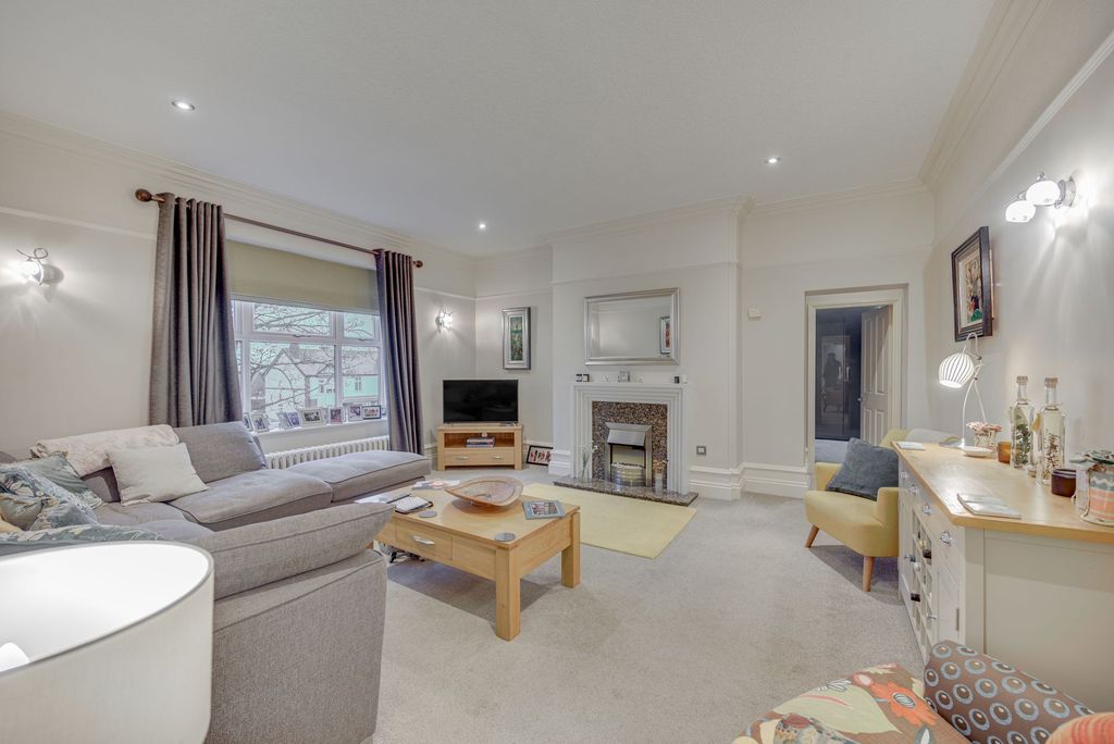 Additional image 5 of 2 bed flat for saleNewcastle Road, Congleton CW12