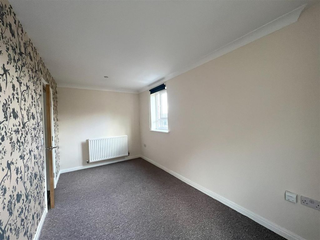 Additional image 11 of 3 bed flat for saleMill Green, Congleton CW12