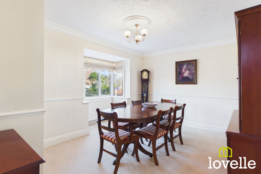 4 bed detached house for saleSpencer Way, Cottingham, East Riding Of Yorkshire HU16 photo 4