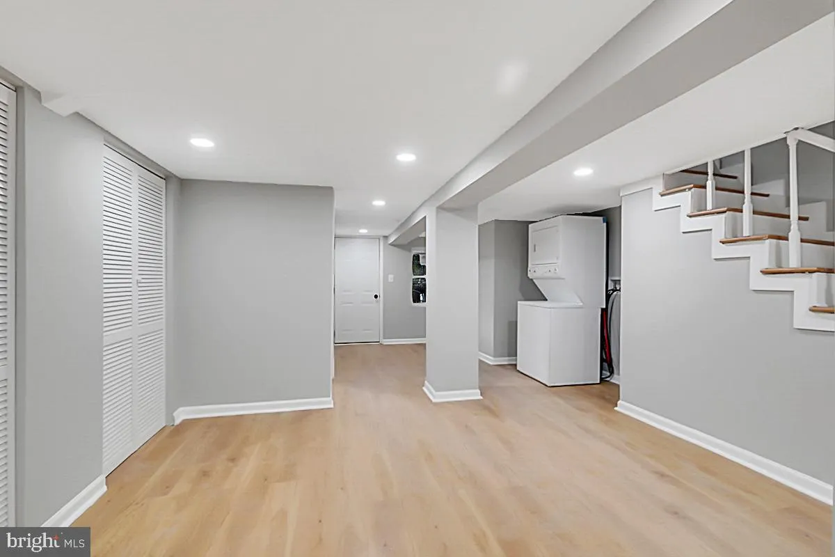 Additional image 33 of 727 Otis Place NW, Washington, DC 20010