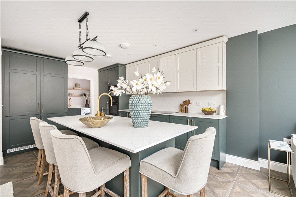 Additional image 3 of 4 bed detached house for saleChipstead Way, Banstead SM7