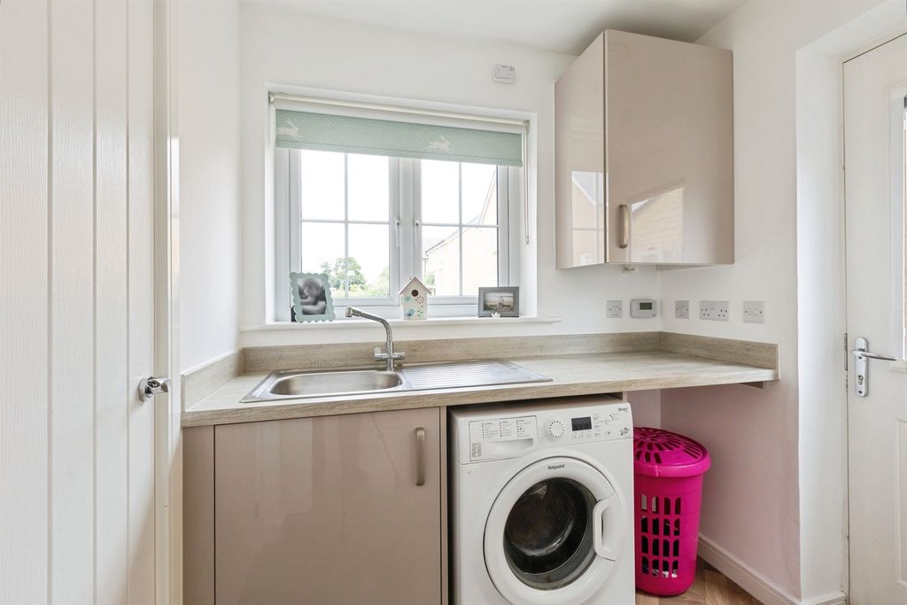 Additional image 8 of 4 bed detached house for saleAlbion Crescent, Corsham SN13