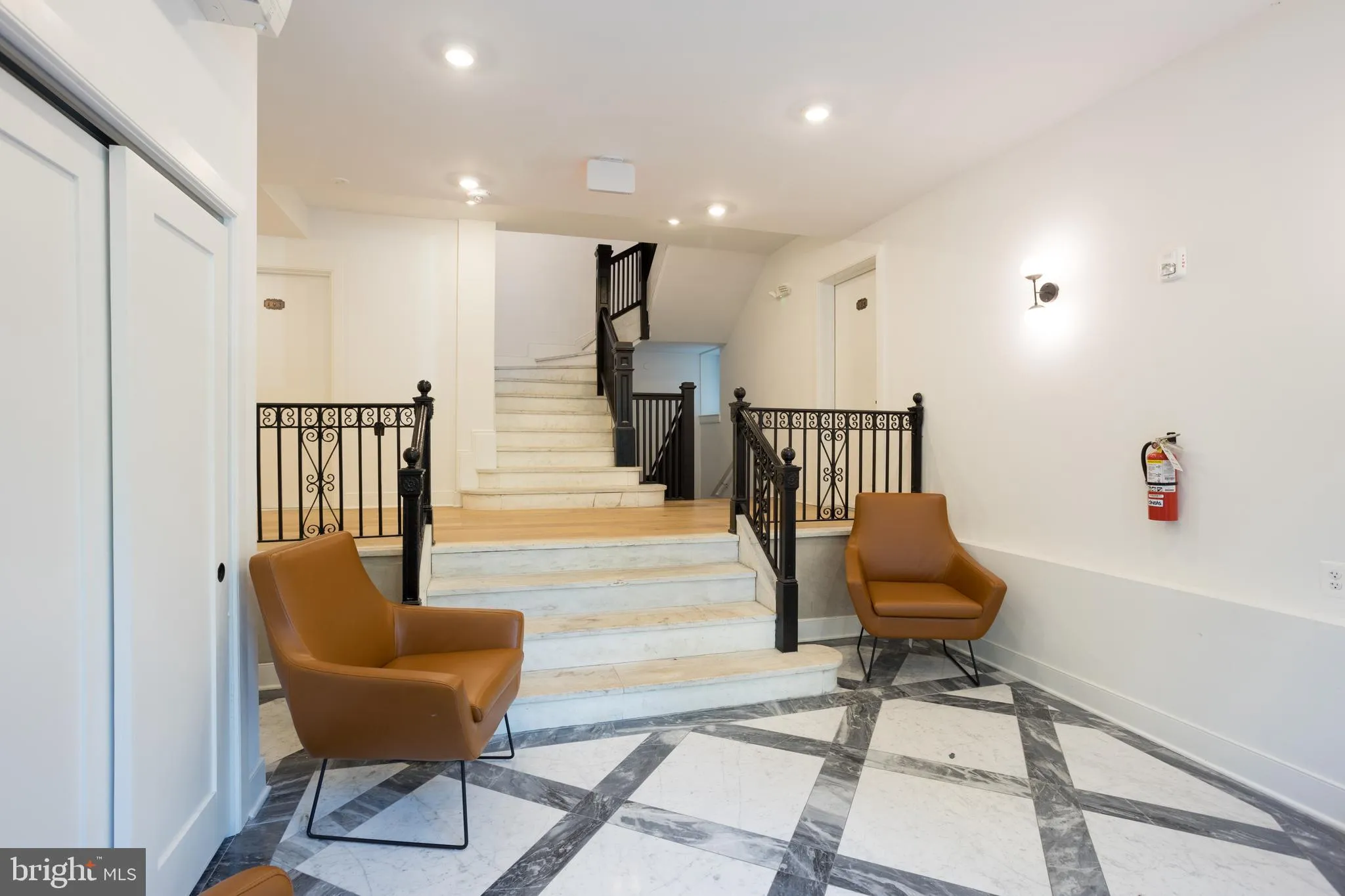Additional image 17 of 2869 28th St NW Unit 3, Washington, DC 20008