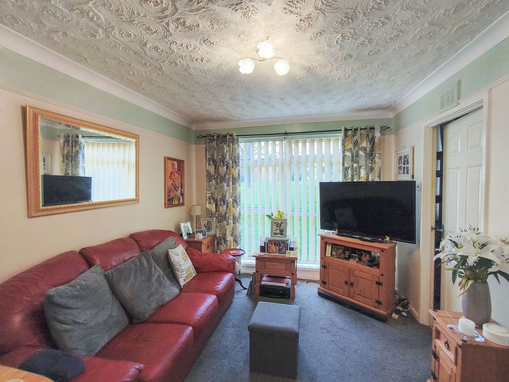 1 bed flat for saleChirnside, Cramlington NE23 photo 2