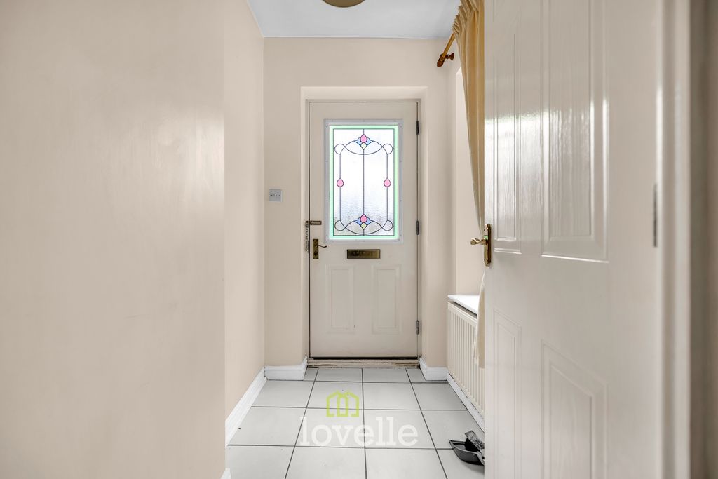 4 bed detached house for saleHampton Close, Cleethorpes DN35 photo 2