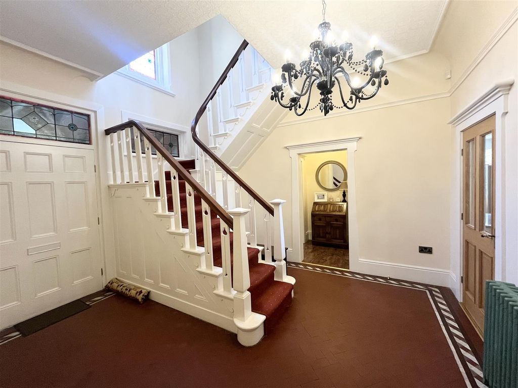 Additional image 15 of 5 bed detached house for salePark Lane, Congleton CW12