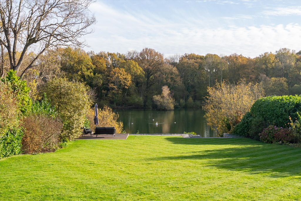 Additional image 20 of 4 bed detached house for saleHeathfield, Cobham, Surrey KT11