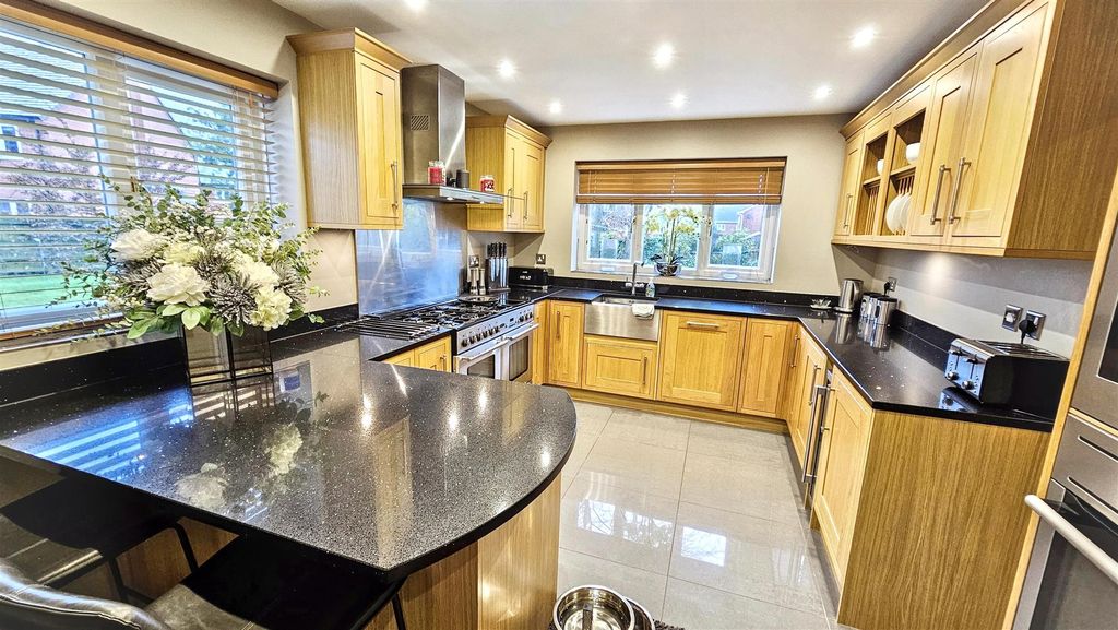 Additional image 7 of 4 bed detached house for saleJacks Walk, Hugglescote, Coalville LE67