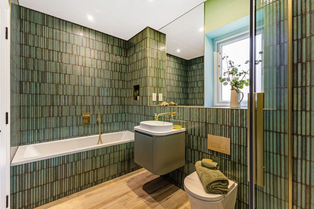 Additional image 17 of 4 bed detached house for saleHerb Grove, Banstead SM7